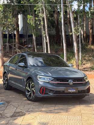 VOLKSWAGEN-JETTA-2022