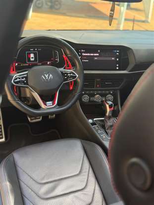 VOLKSWAGEN-JETTA-2022
