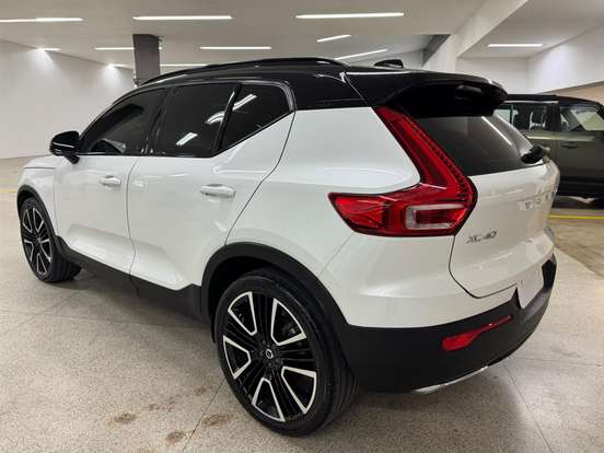 VOLVO-XC40-2.0 T5 GASOLINA EDIÇÃO ESPECIAL AWD GEARTRONIC VOLVO-XC40-2019