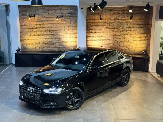 AUDI A4 1.8 TFSI AMBIENTE GASOLINA 4P MULTITRONIC