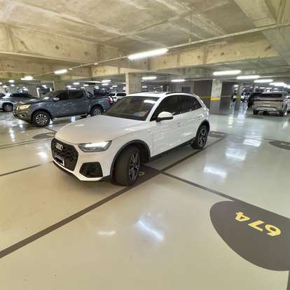 AUDI-Q5-2022