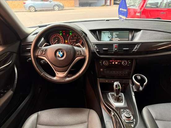 BMW-X1-2014