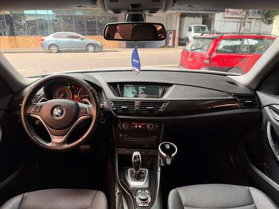 BMW-X1-2.0 20I 4X2 16V FLEX 4P AUTOMÁTICO BMW-X1-2014