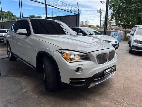 BMW-X1-2014