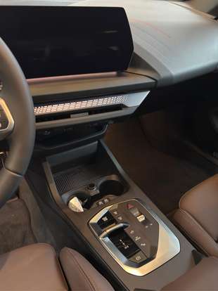 BMW-220i-2025