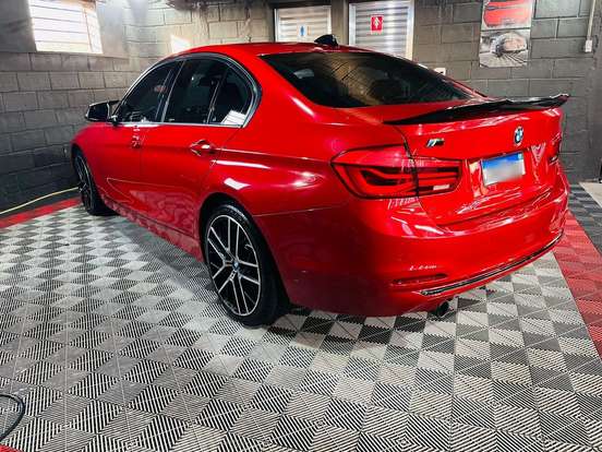 BMW-320i-2016