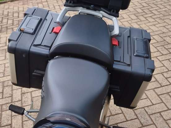 BMW-R 1200 GS ADVENTURE TRIPLE BLACK BMW-R 1200 GS ADVENTURE TRIPLE BLACK-2012