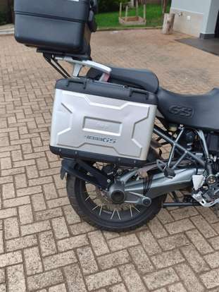 BMW-R 1200 GS ADVENTURE TRIPLE BLACK-2012