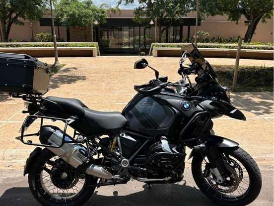BMW-R 1250 GS ADVENTURE PREMIUM TRIPLE BLACK BMW-R 1250 GS ADVENTURE PREMIUM TRIPLE BLACK-2022