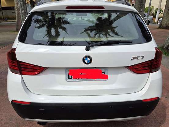 BMW-X1-2.0 16V GASOLINA SDRIVE18I 4P AUTOMÁTICO BMW-X1-2011