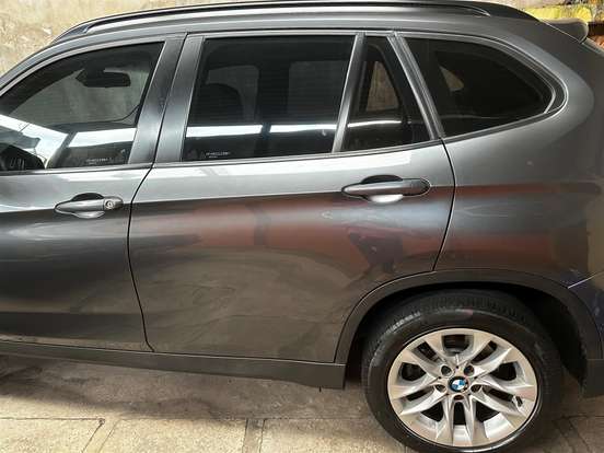 BMW-X1-2.0 16V TURBO ACTIVEFLEX SDRIVE20I 4P AUTOMÁTICO BMW-X1-2015