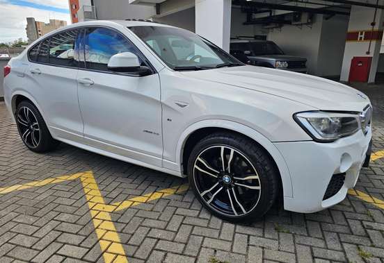 BMW-X4-2015