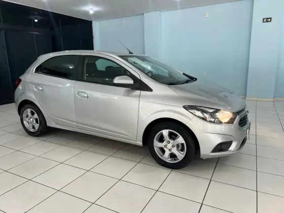 CHEVROLET ONIX 1.4 MPFI LT 8V FLEX 4P AUTOMÁTICO