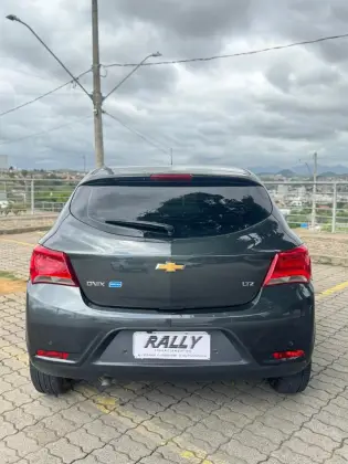 CHEVROLET ONIX 1.4 MPFI LTZ 8V FLEX 4P AUTOMÁTICO