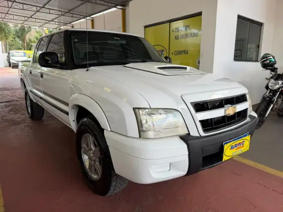 CHEVROLET S10 2.4 ADVANTAGE 4X2 CD 8V FLEX 4P MANUAL