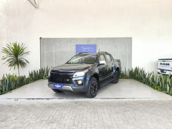 CHEVROLET S10 2.8 16V TURBO DIESEL HIGH COUNTRY CD 4X4 AUTOMÁTICO