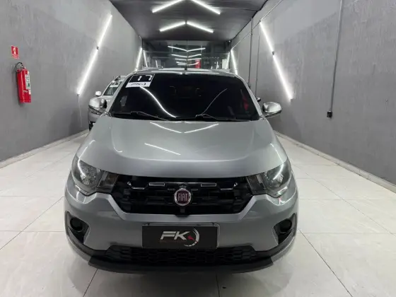FIAT MOBI 1.0 EVO FLEX LIKE. MANUAL FIAT MOBI 1.0 EVO FLEX LIKE. MANUAL
