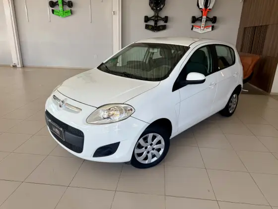 FIAT PALIO 1.0 MPI ATTRACTIVE 8V FLEX 4P MANUAL FIAT PALIO 1.0 MPI ATTRACTIVE 8V FLEX 4P MANUAL