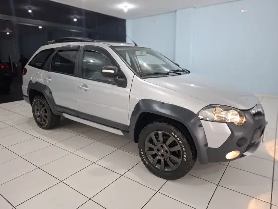 FIAT PALIO 1.4 MPI ATTRACTIVE WEEKEND 8V FLEX 4P MANUAL