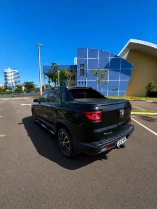 FIAT TORO 2.0 16V TURBO DIESEL ULTRA 4WD AT9