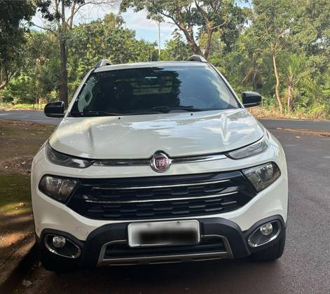 FIAT TORO 2.0 16V TURBO DIESEL VOLCANO 4WD AT9