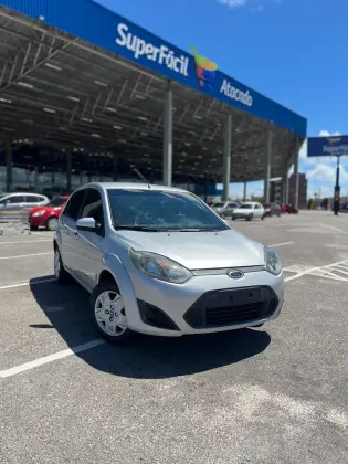 FORD FIESTA 1.0 MPI HATCH 8V FLEX 4P MANUAL FORD FIESTA 1.0 MPI HATCH 8V FLEX 4P MANUAL