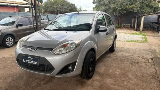 FORD FIESTA 1.0 MPI HATCH 8V FLEX 4P MANUAL