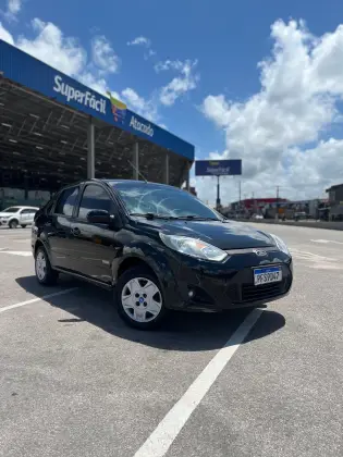 FORD FIESTA 1.6 MPI SEDAN 8V FLEX 4P MANUAL FORD FIESTA 1.6 MPI SEDAN 8V FLEX 4P MANUAL
