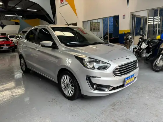 FORD KA 1.5 TI-VCT FLEX TITANIUM SEDAN AUTOMÁTICO FORD KA 1.5 TI-VCT FLEX TITANIUM SEDAN AUTOMÁTICO
