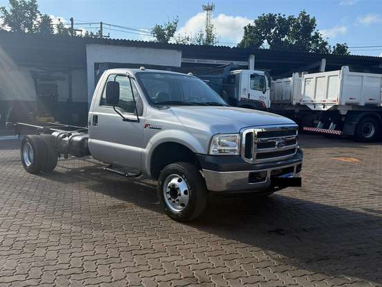 FORD-F-4000-2.8 ISF DIESEL 4X4 MANUAL FORD-F-4000-2018