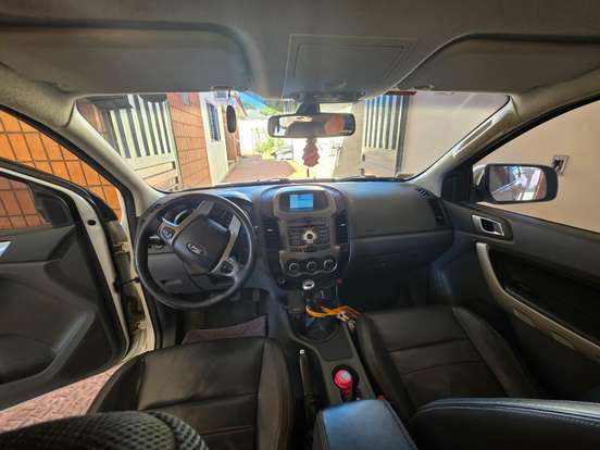 FORD-RANGER-2.5 LIMITED 4X2 CD 16V FLEX 4P MANUAL FORD-RANGER-2015