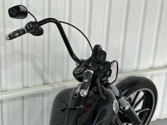 HARLEY-DAVIDSON-SOFTAIL BREAKOUT HARLEY-DAVIDSON-SOFTAIL BREAKOUT-2014