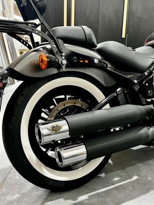 HARLEY-DAVIDSON-SOFTAIL STREET BOB-2018