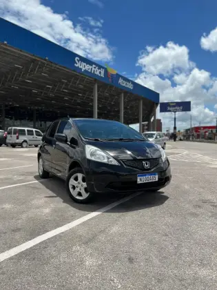 HONDA FIT 1.4 LX 16V FLEX 4P MANUAL HONDA FIT 1.4 LX 16V FLEX 4P MANUAL