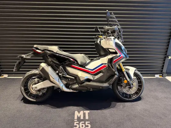 HONDA X-ADV 