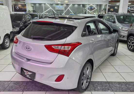 HYUNDAI-I30-2015