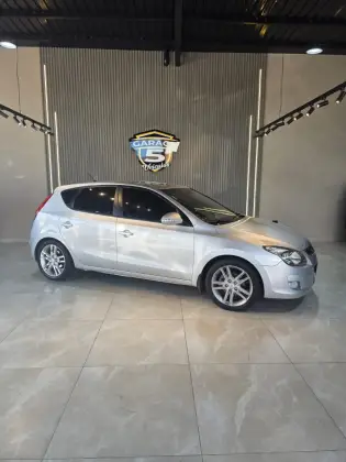 HYUNDAI I30 2.0 MPI 16V GASOLINA 4P AUTOMÁTICO HYUNDAI I30 2.0 MPI 16V GASOLINA 4P AUTOMÁTICO