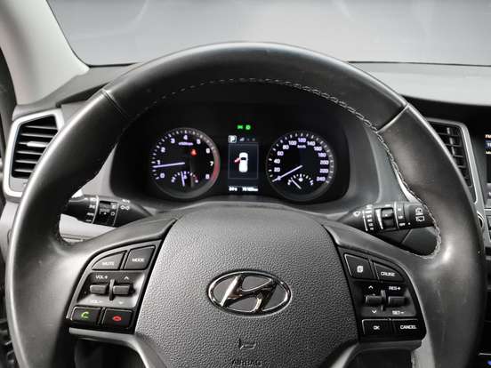 HYUNDAI-TUCSON-2021