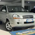 HYUNDAI TUCSON 2.0 MPFI GLS 16V 143CV 2WD FLEX 4P AUTOMÁTICO HYUNDAI TUCSON 2.0 MPFI GLS 16V 143CV 2WD FLEX 4P AUTOMÁTICO