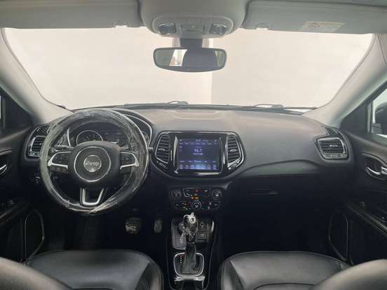 JEEP-COMPASS-2.0 16V DIESEL LIMITED 4X4 AUTOMÁTICO JEEP-COMPASS-2020