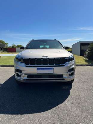JEEP-COMMANDER-2022