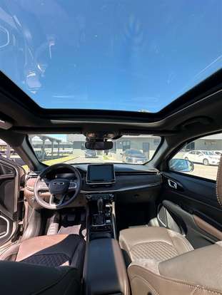 JEEP-COMMANDER-2022