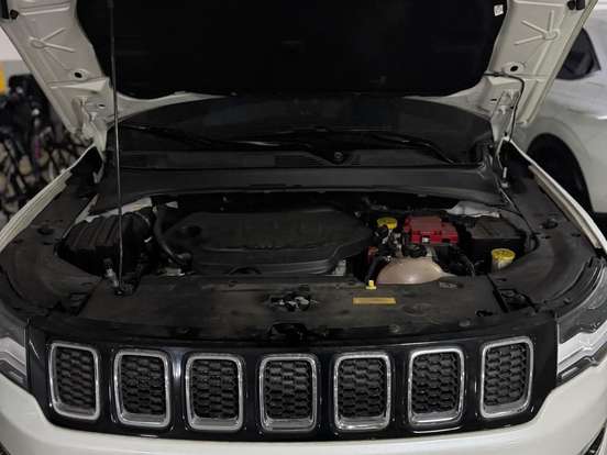 JEEP-COMPASS-2.0 16V FLEX LIMITED AUTOMÁTICO JEEP-COMPASS-2018