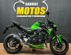KAWASAKI Z900 KAWASAKI Z900