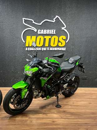 KAWASAKI-Z900-2020