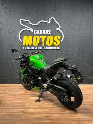 KAWASAKI-Z900-2020