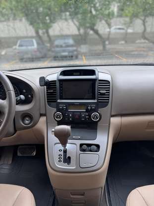 KIA-CARNIVAL-3.5 EX V6 24V GASOLINA 4P AUTOMÁTICO KIA-CARNIVAL-2014