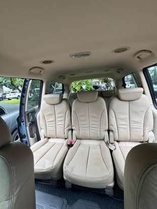 KIA-CARNIVAL-2014
