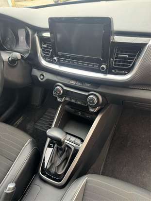 KIA-STONIC-2021