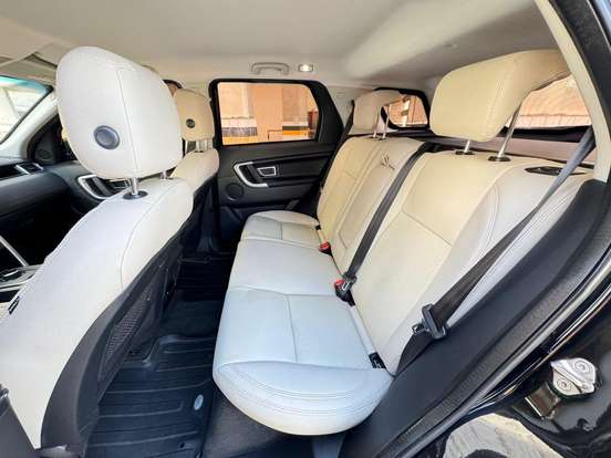 LAND ROVER-DISCOVERY SPORT-2017